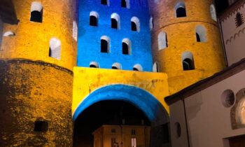 Susa: mapped projections on the Roman gate