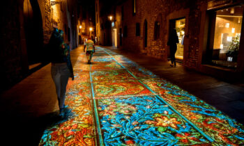 Decorative floor projections