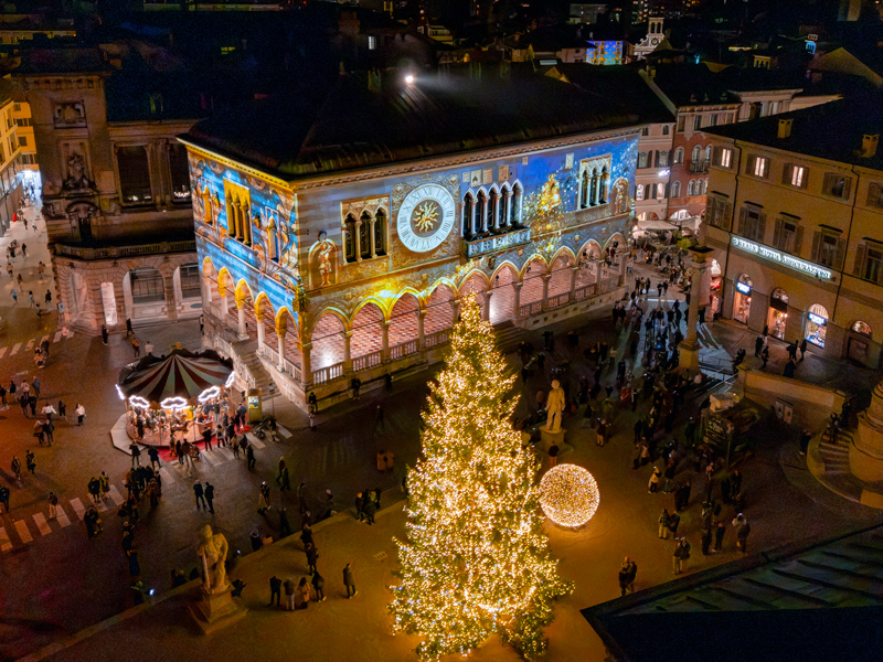 Christmas projection mapping